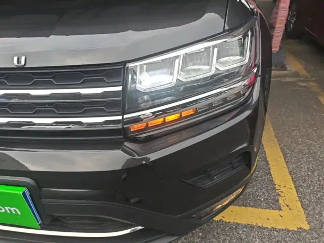 Volkswagen Tharu — Фото автомобиля 23