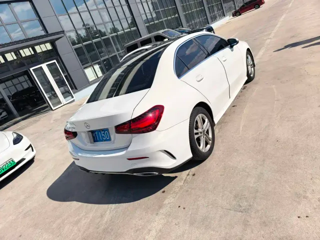 Mercedes-Benz A-Class — Фото автомобиля 5
