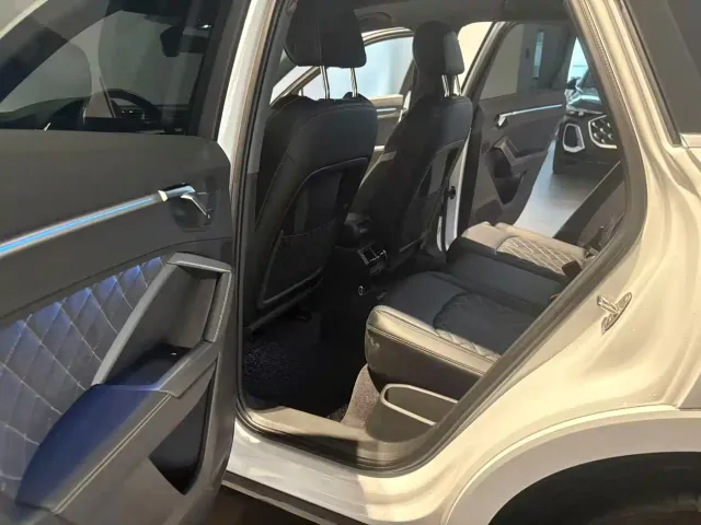 Audi Q3 — Фото автомобиля 8