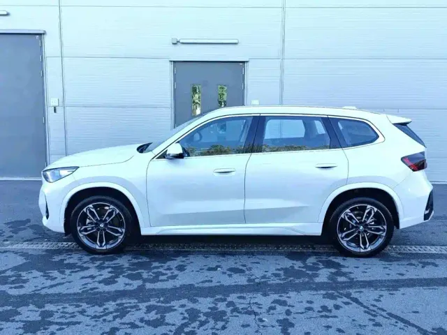 BMW X1 — Фото автомобиля 4