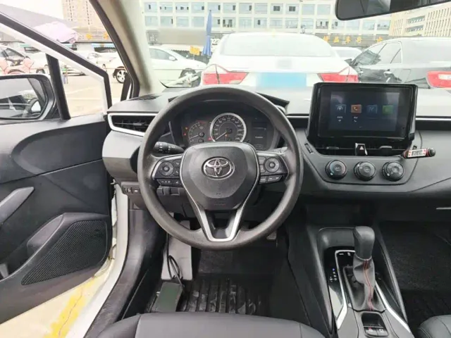 Toyota Corolla — Фото автомобиля 10