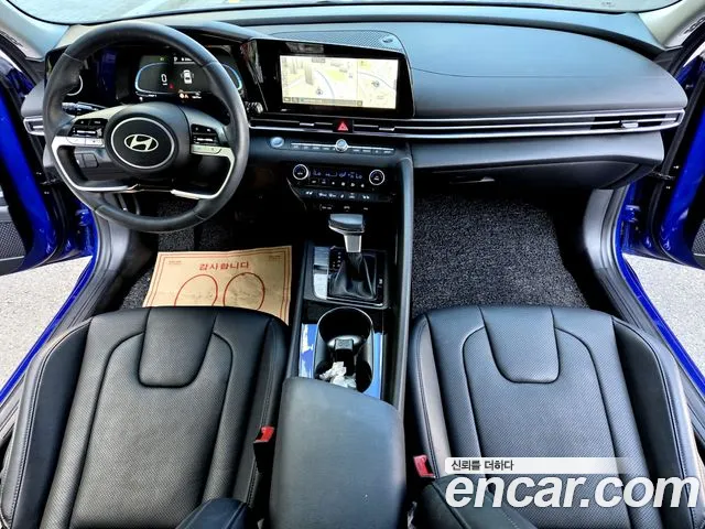 Hyundai Avante CN7 — Фото автомобиля 14