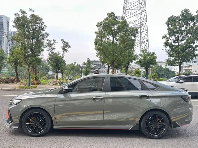 Geely Binrui — Фото автомобиля 3