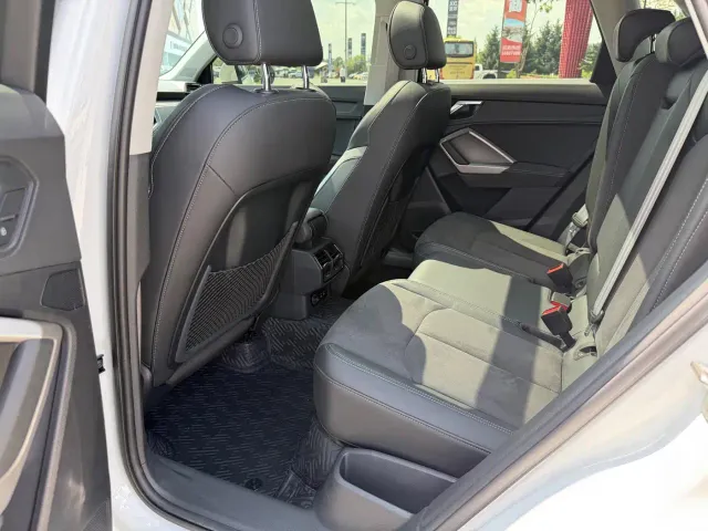Audi Q3 — Фото автомобиля 10