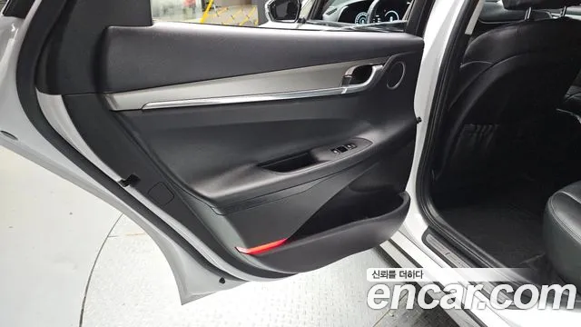 Hyundai Grandeur Новый Grandeur IG — Фото автомобиля 22