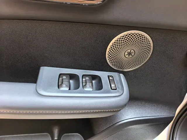 Toyota BoZhi 3X — Фото автомобиля 16