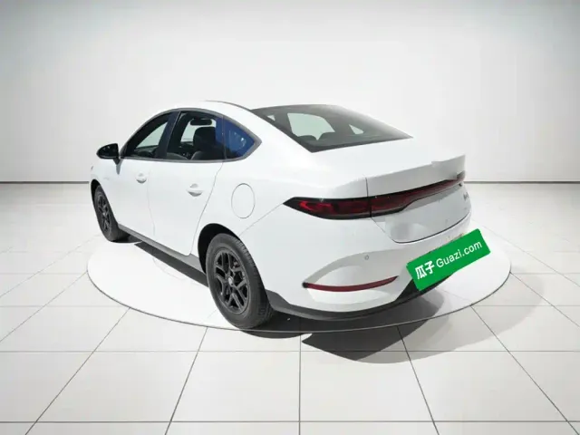BYD Qin PLUS — Фото автомобиля 4