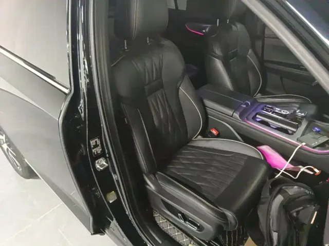 GAC Trumpchi GS8 — Фото автомобиля 24