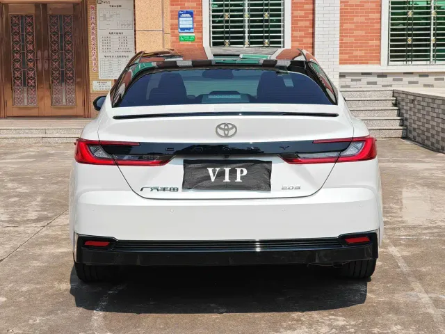 Toyota Camry — Фото автомобиля 8