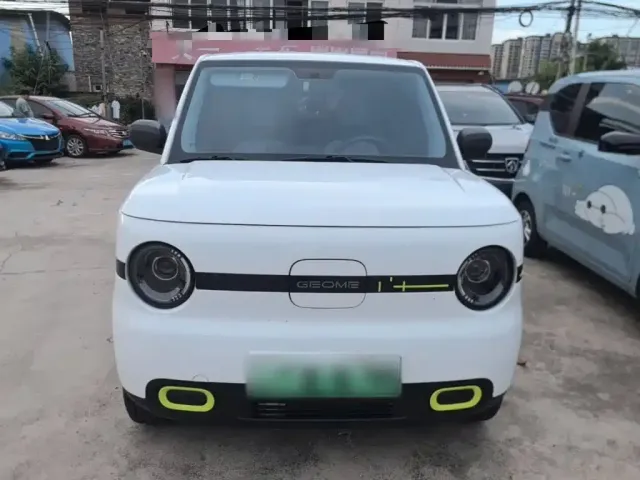 Geely Galaxy Panda 2025 Panda mini 210km Vitality Bear — Фото автомобиля 2
