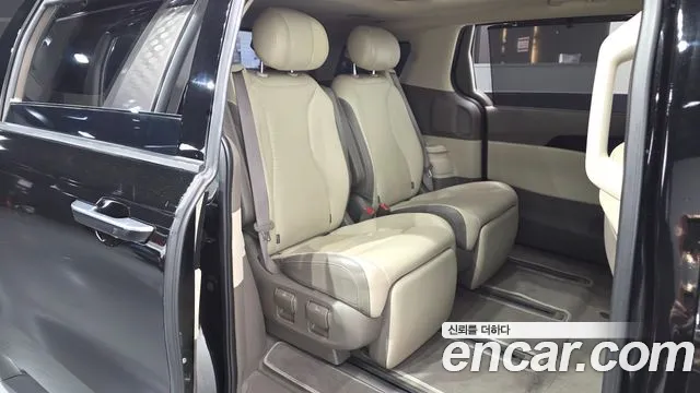 Kia Carnival 4th Gen — Фото автомобиля 17