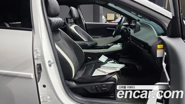 Kia EV6 — Фото автомобиля 11