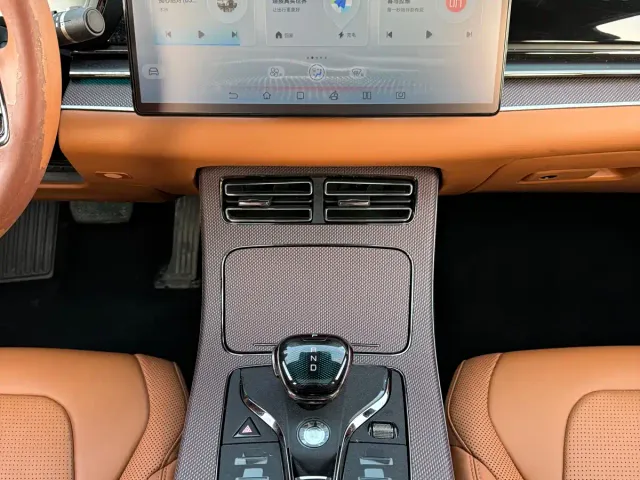 BYD Han — Фото автомобиля 17