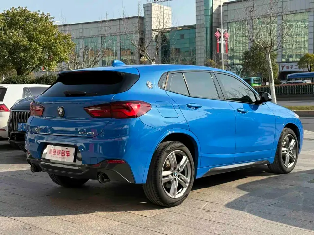 BMW X2 — Фото автомобиля 4