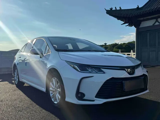 Toyota Corolla — Фото автомобиля 3
