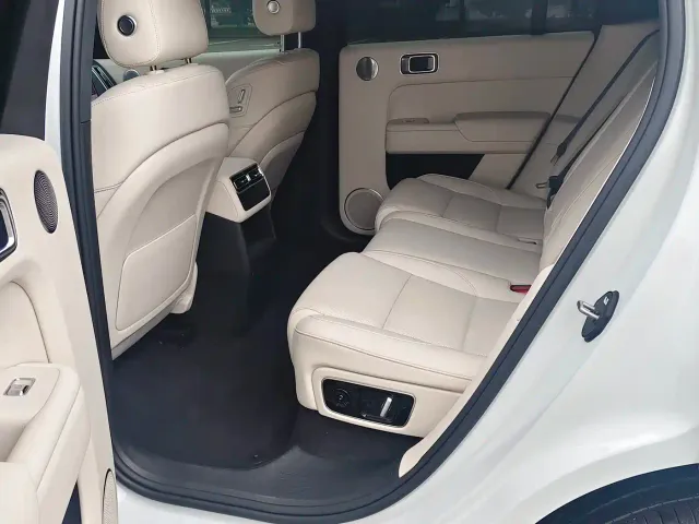Li Auto L7 — Фото автомобиля 5