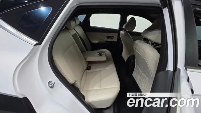 Hyundai Kona — Фото автомобиля 24