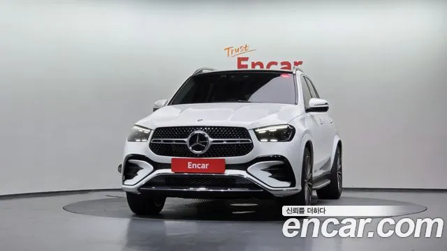 Mercedes-Benz GLE-Class — Фото автомобиля 2