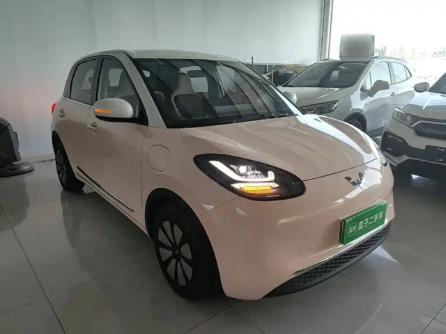 Wuling Bingo — Фото автомобиля 3