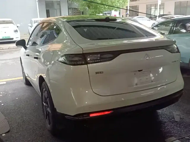 GAC Hyptec HT — Фото автомобиля 4
