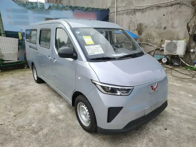 Wuling Yangguang — Фото автомобиля 3