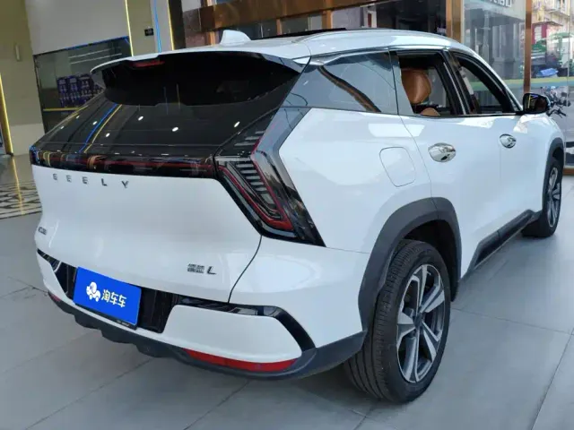 Geely Boyue L — Фото автомобиля 3