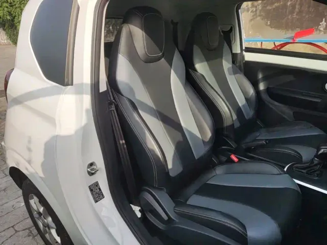 Roewe Clever — Фото автомобиля 24
