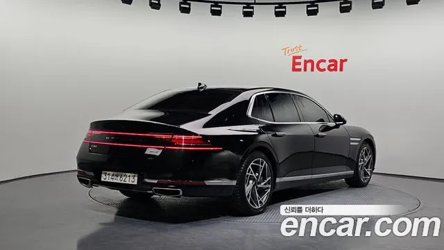 Genesis G90 Бензин 3.5 турбо AWD — Фото автомобиля 2