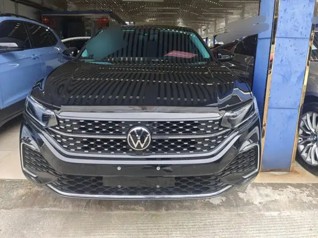 Volkswagen Passat — Фото автомобиля 2
