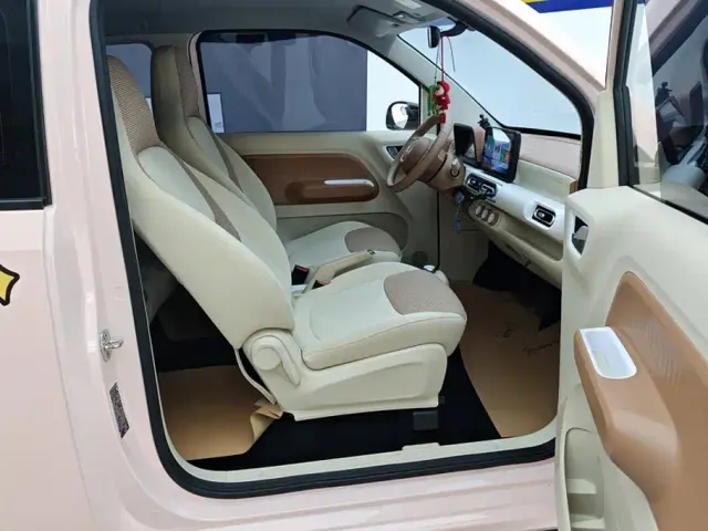 Wuling Hongguang Mini EV — Фото автомобиля 8