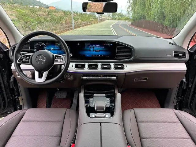 Mercedes-Benz GLE-Class — Фото автомобиля 11