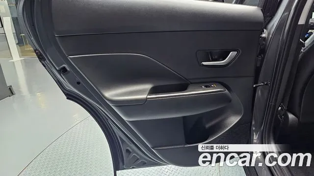 Hyundai Kona SX2 — Фото автомобиля 14