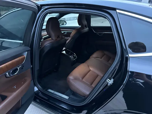 Volvo S90 — Фото автомобиля 5