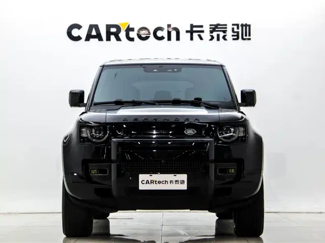 Land Rover Defender — Фото автомобиля 3