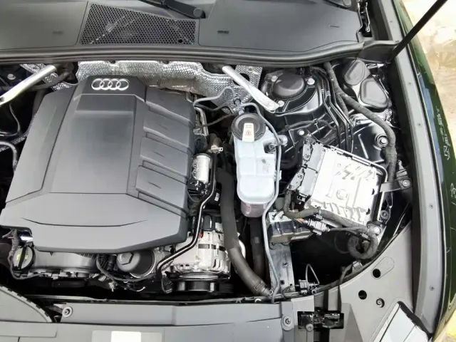 Audi A6L — Фото автомобиля 10