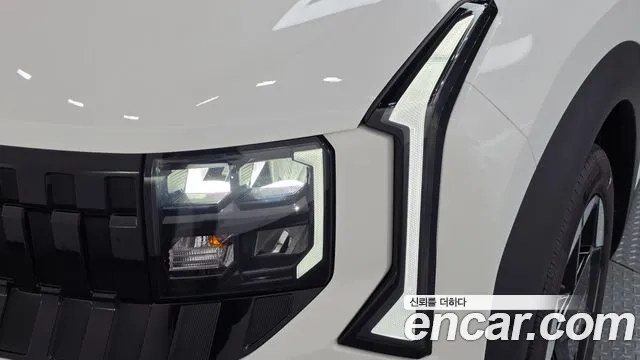 Kia Seltos Seltos 2 поколение Бензин 1.6T 4WD — Фото автомобиля 17