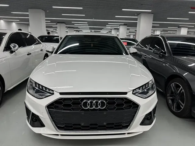 Audi A4L — Фото автомобиля 2
