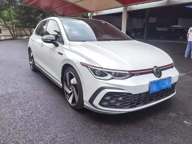 Volkswagen Golf GTI — Фото автомобиля 2