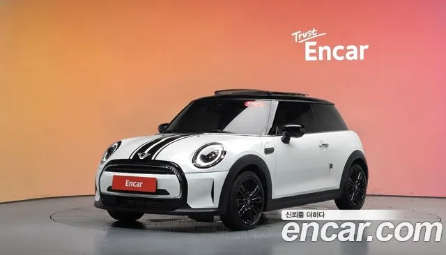 Фотография автомобиля — MINI Cooper