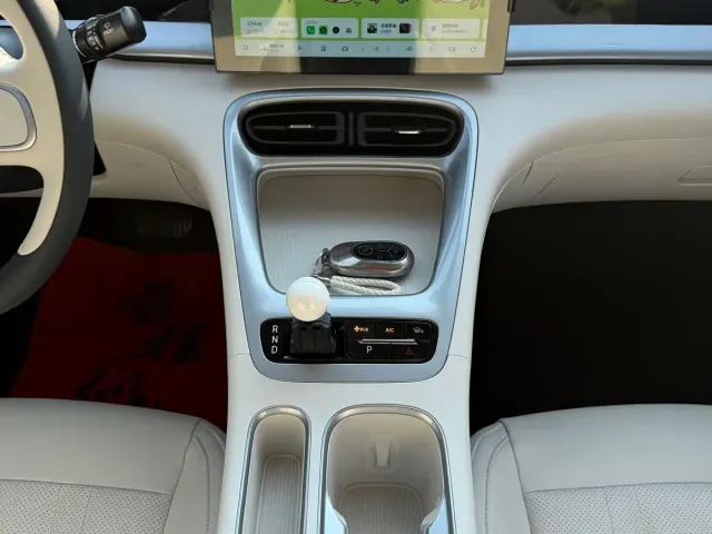 Geely Starry Wish — Фото автомобиля 13
