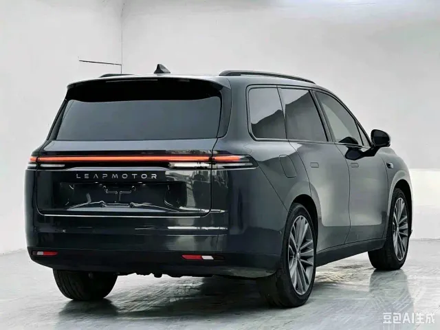 Leapmotor C16 — Фото автомобиля 7