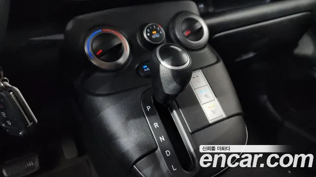 Hyundai Casper Casper Turbo Фургон — Фото автомобиля 8