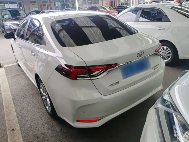 Toyota Corolla — Фото автомобиля 4