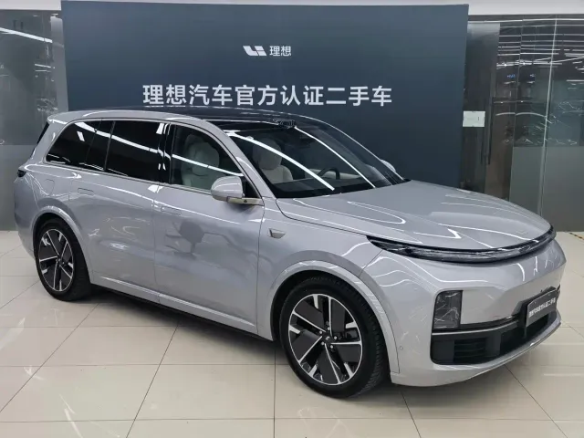 Li Auto L9 — Фото автомобиля 2