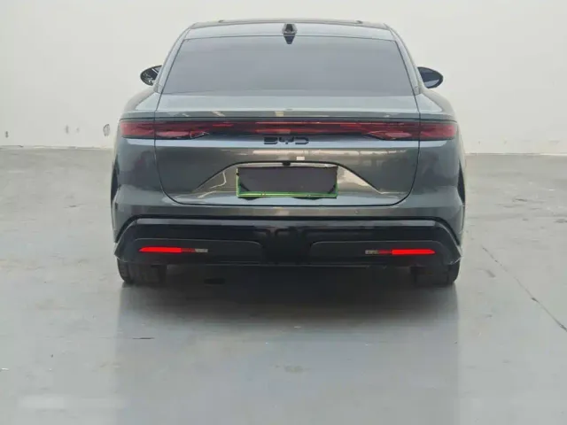 BYD Han L — Фото автомобиля 5