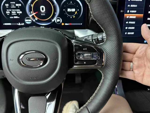 GAC Trumpchi GS8 — Фото автомобиля 21