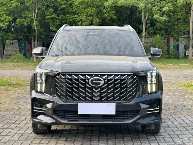 GAC Trumpchi GS8 — Фото автомобиля 2