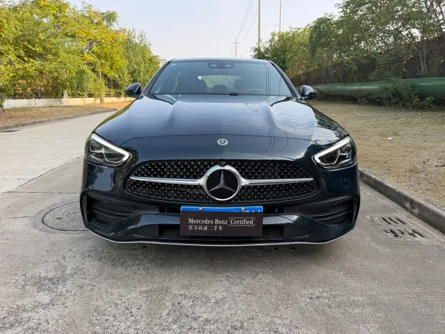 Mercedes-Benz C-Class — Фото автомобиля 3