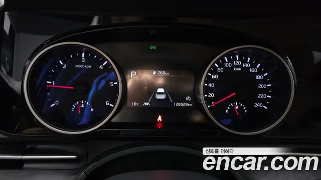 Kia Carnival 4th Gen — Фото автомобиля 8