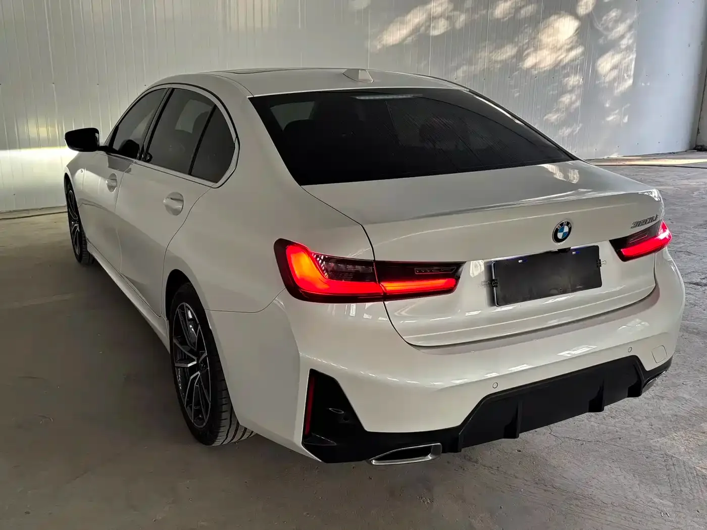 BMW BMW 3 Series 2023 320Li M Sport Package — Фото автомобиля 4
